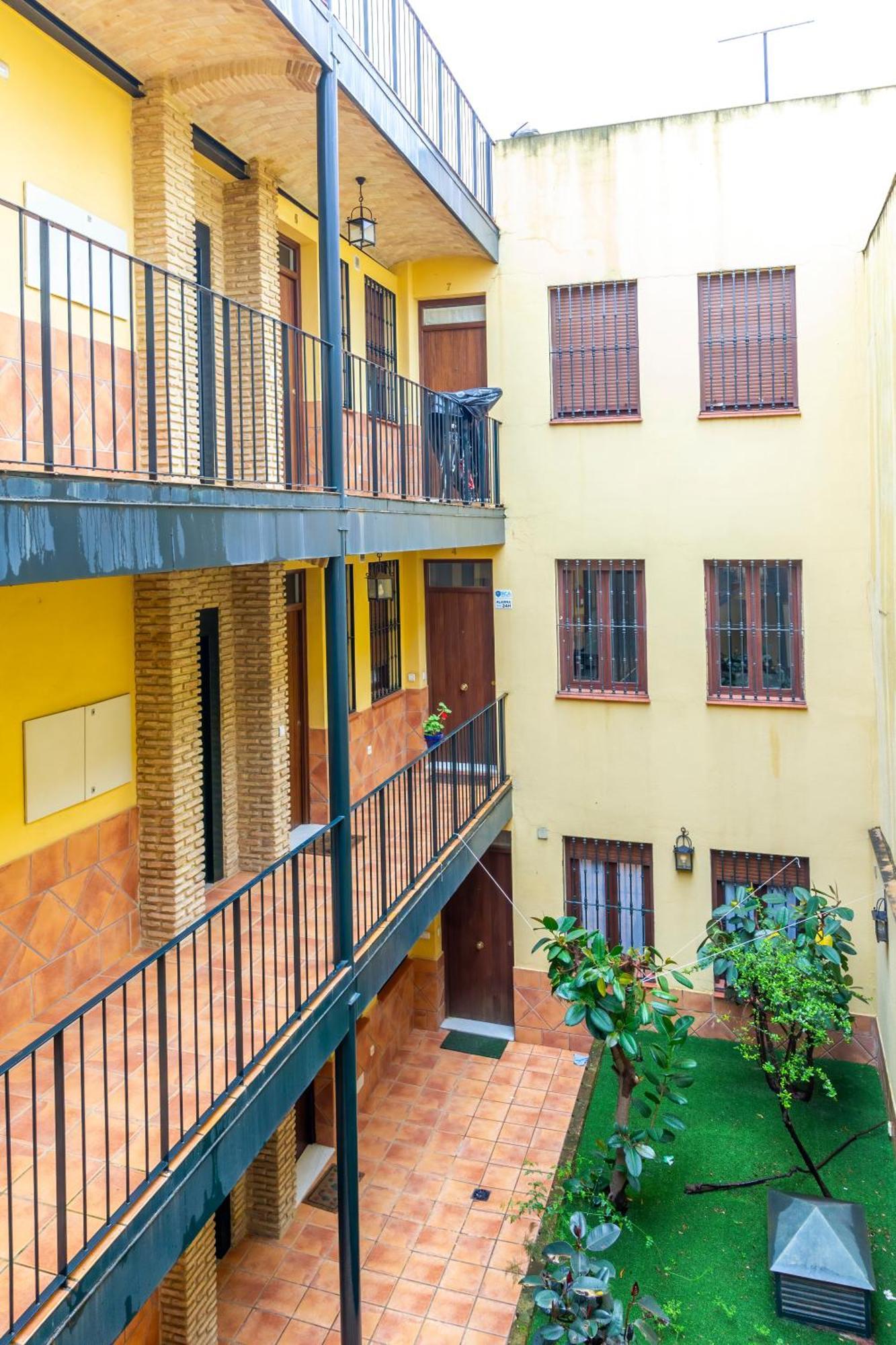 Alohamundi Pureza III Appartement Sevilla Buitenkant foto