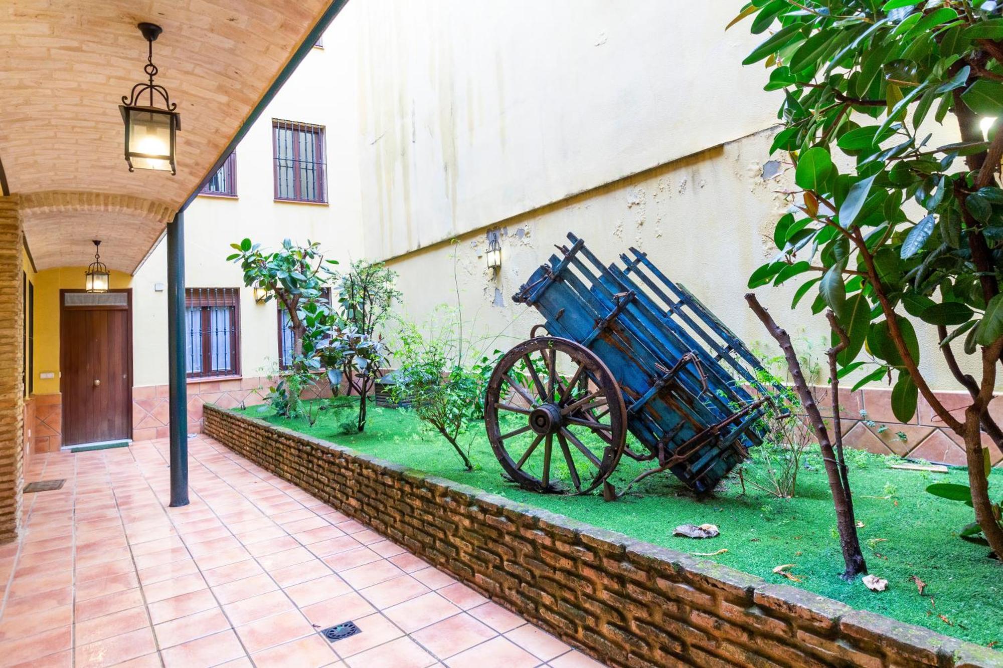Alohamundi Pureza III Appartement Sevilla Buitenkant foto
